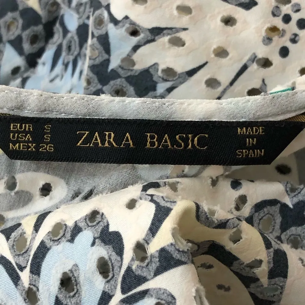 Zara Basic Size Small Sleeveless Crewneck Blouse with a Double Back snap… - Image 8