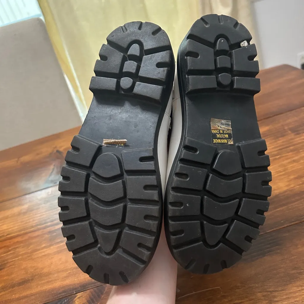 White Chelsea Ankle Boots No Heel Womens 7.5 - Image 3