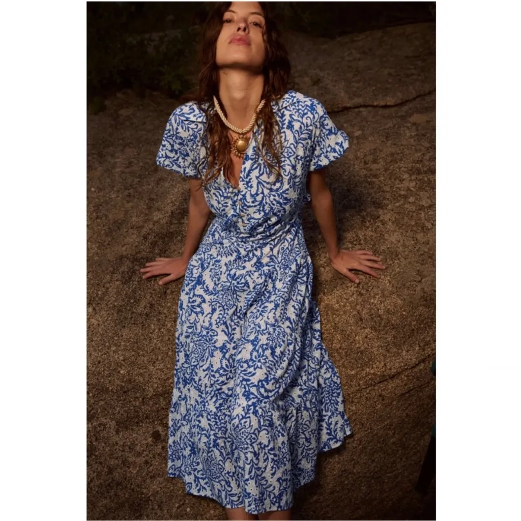 Zara OPENWORK EMBROIDERY MIDI White and Blue‎ DRESS Size L - Image 3