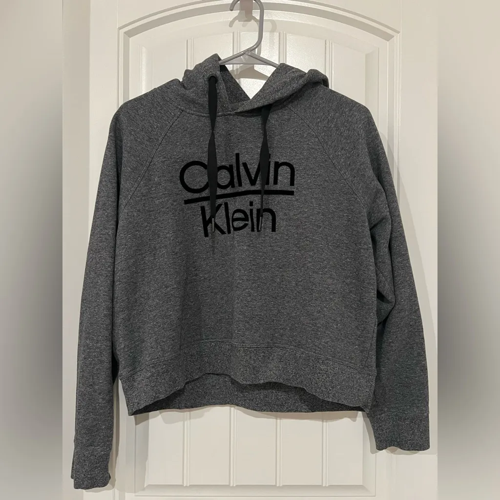 Calvin Klein Logo Hoodie – Dark Gray – Size Medium - Image 3