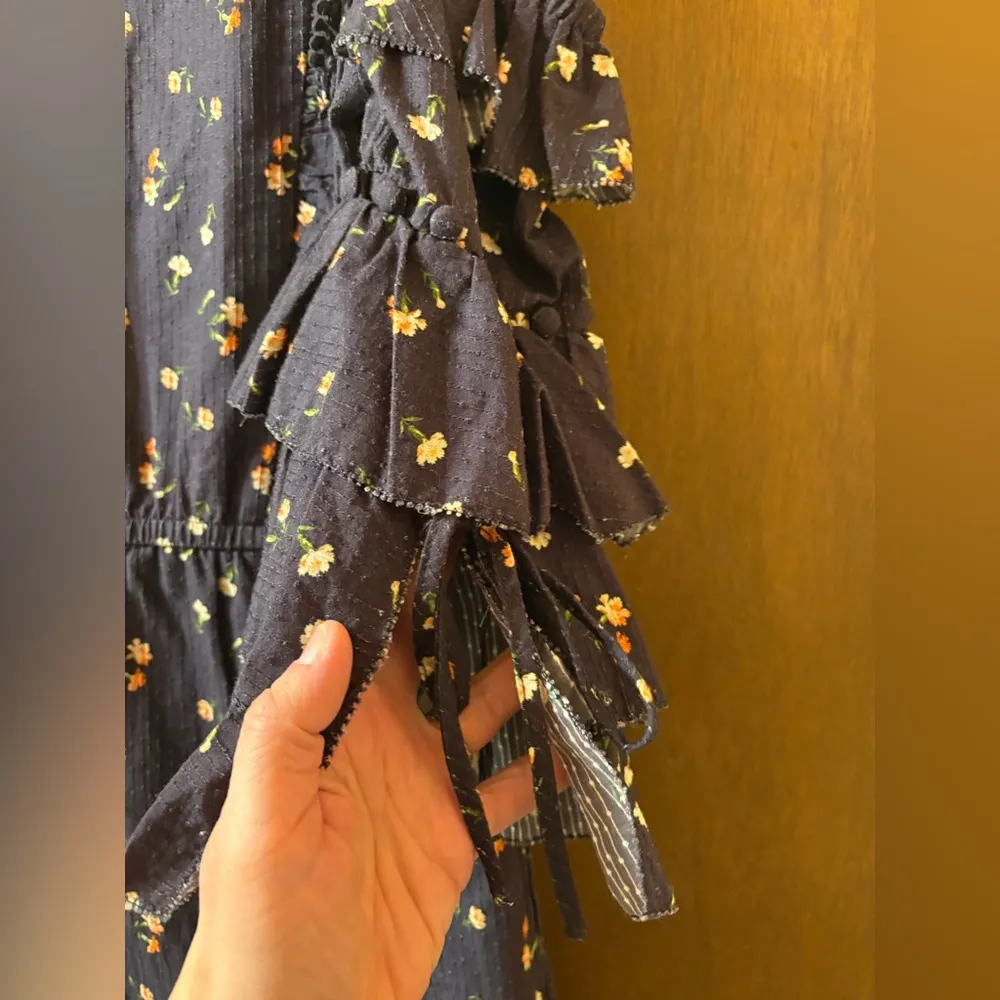 Floral Ditsy Midi Dress in Black - Image 10