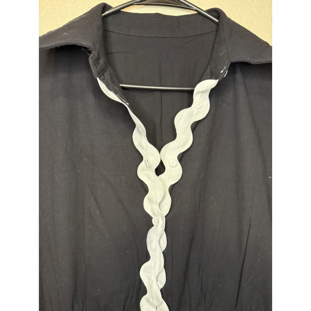 Black & White Scalloped Romper Medium, Collared Short Sleeve Drawstring Waist - Image 3