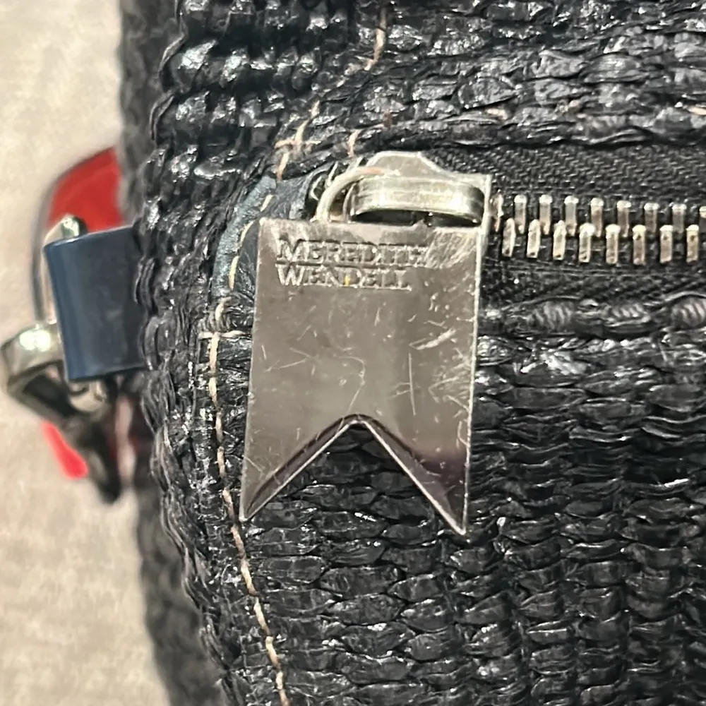 Meredith Wendell purse mini duffel bag black straw pockets shoulder strap - Image 6