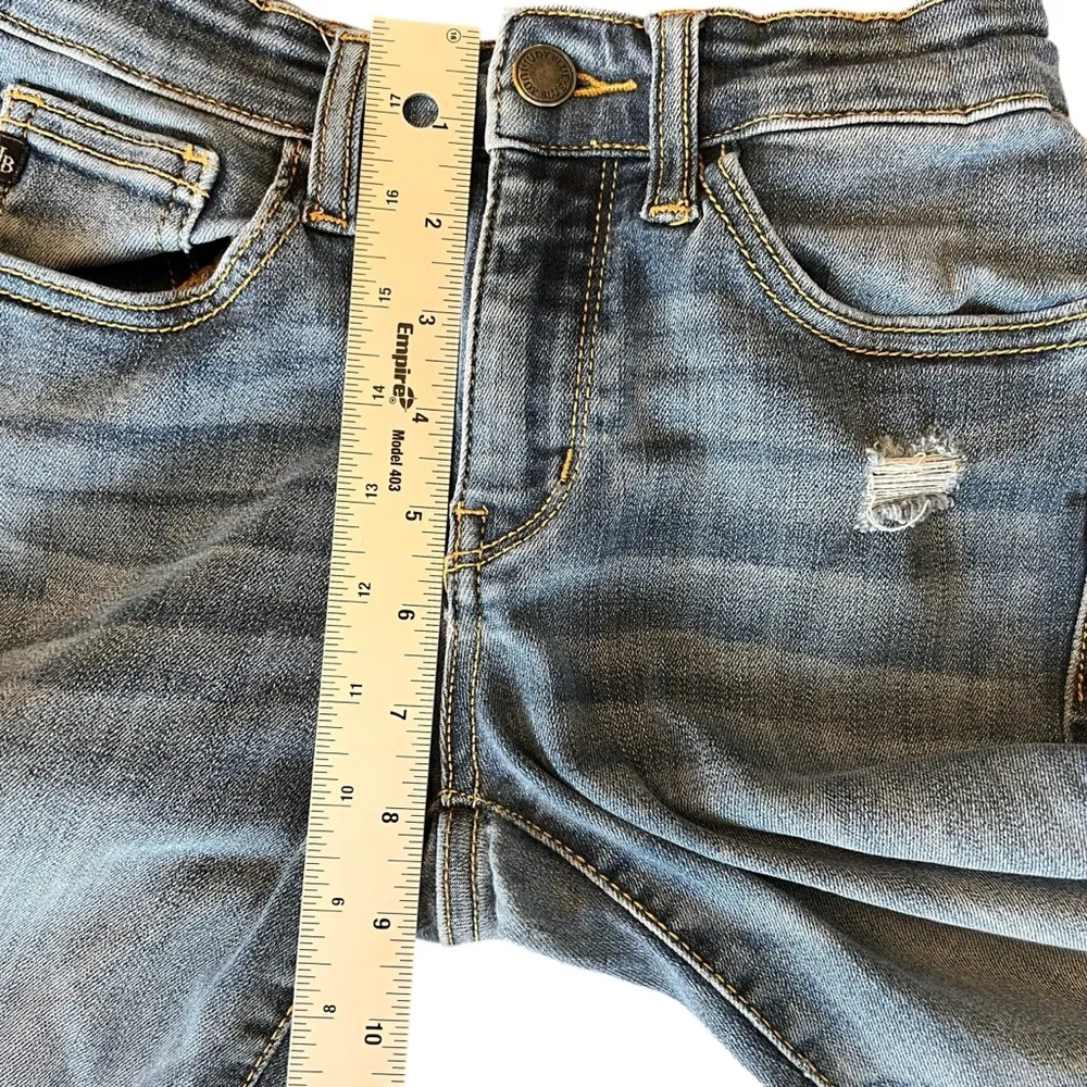 Judy Blue Women’s Relaxed Fit Distressed Denim Size 1/25 - Image 10