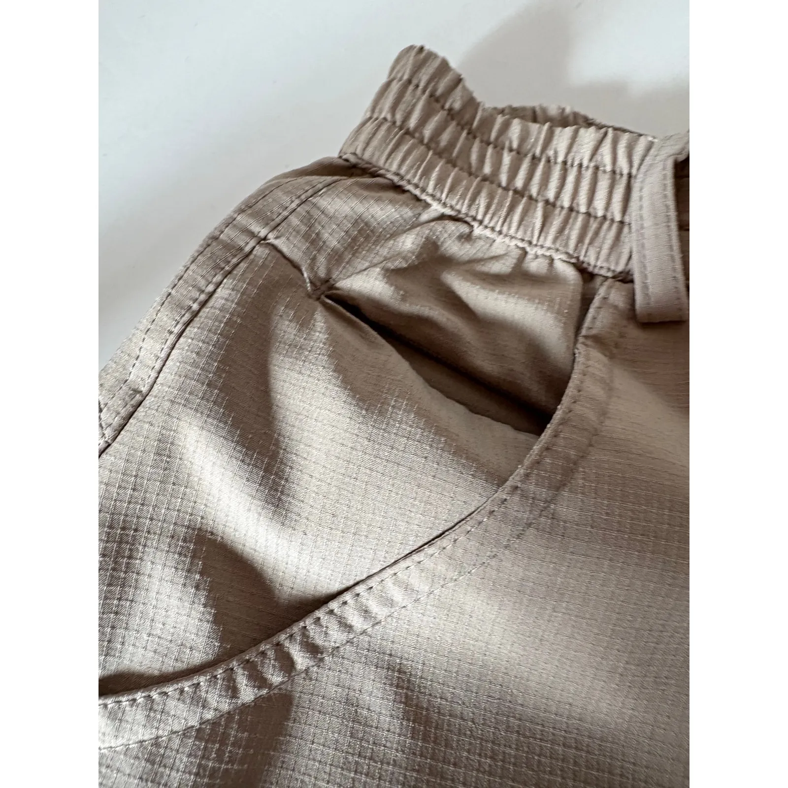 Tilley cargo skort size large khaki rip stop fabric stretch waist. Tan - Image 12