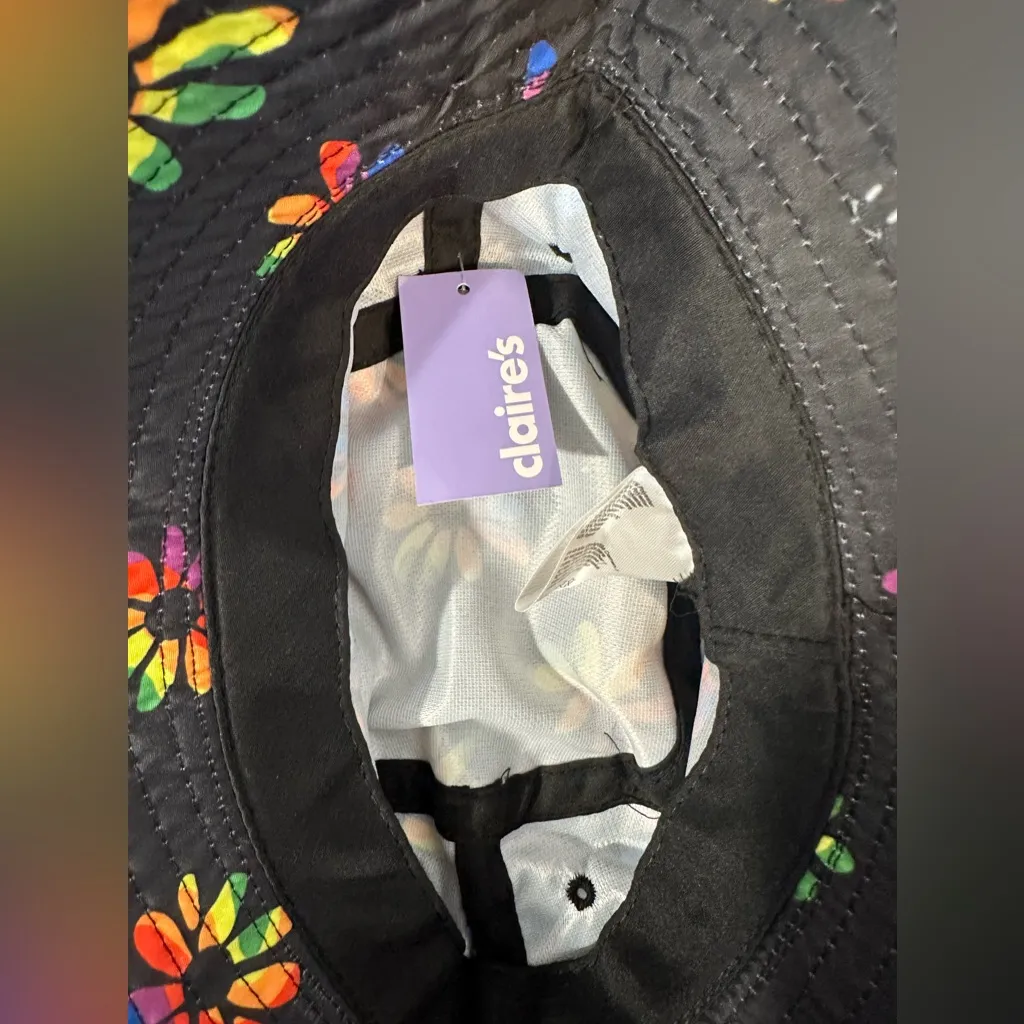 Claire’s Rainbow Daisy‎ Black Bucket Hat Ladies Smiley Faces Fun Happy One Size - Image 8
