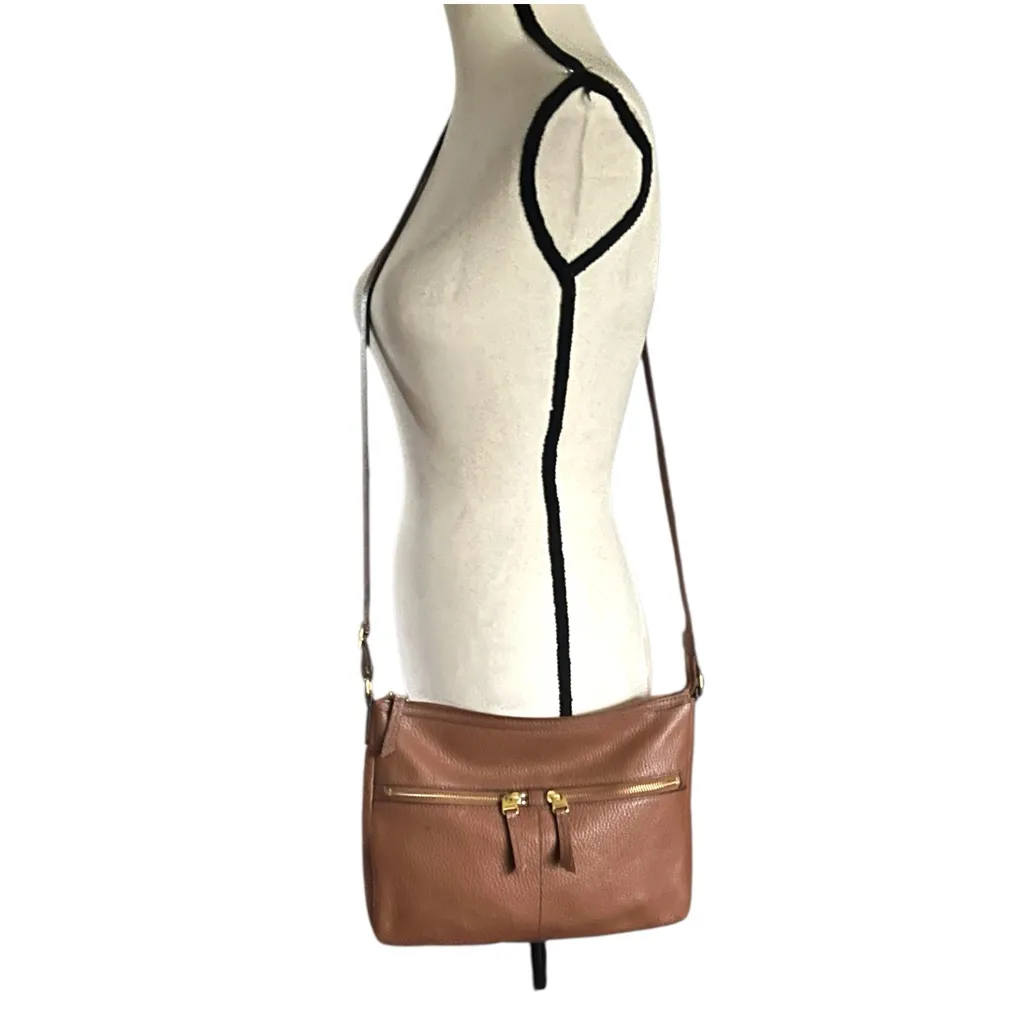 Fossil Elise Pebbled Leather Shoulder/Crossbody Handbag. - Image 2