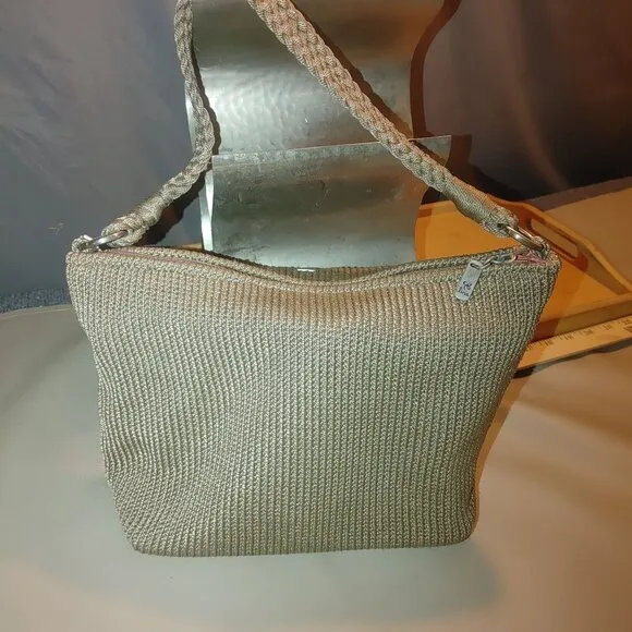 Lina Beige Woven Handbag With Floral Interior Zipper Closure Tan Size L - Image 1