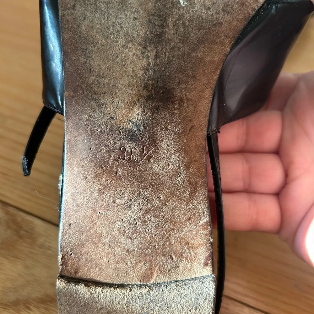 Manolo Blahnik Illus Patent Glossy Sandals - Image 4