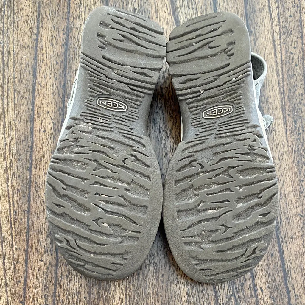 KEEN Rose Closed Toe Sandals Brindle Shitake Women’s 8.5 Outdoor Comfort - Image 6