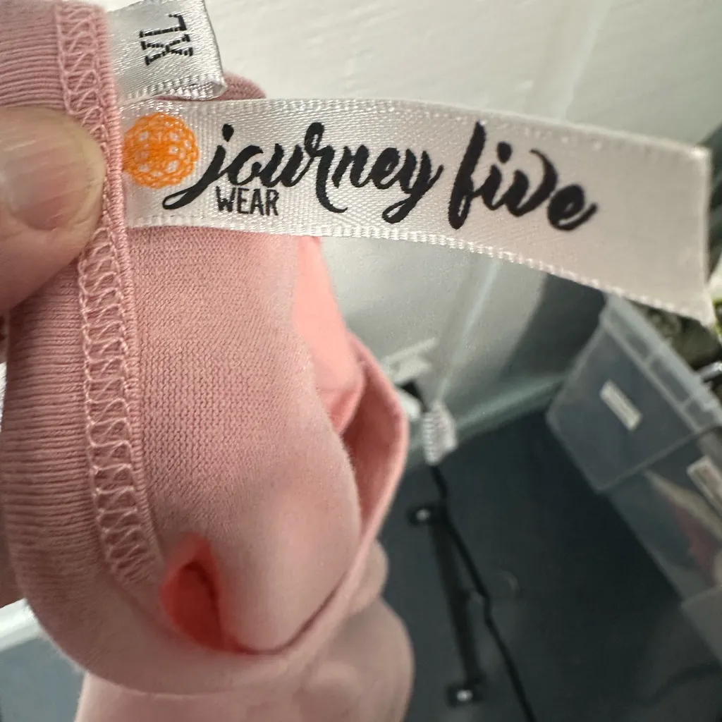 Journey Five Women’s Pink Short Sleeve Top Size XL EUC - Image 7