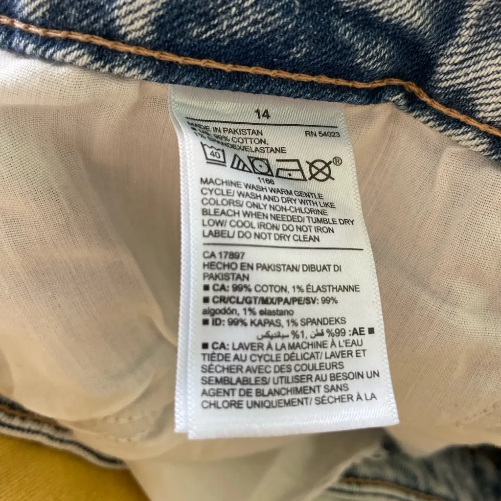 Old Navy O.G. Straight Acid Wash Blue Raw Hem Straight Leg Jeans Size 14 - Image 5