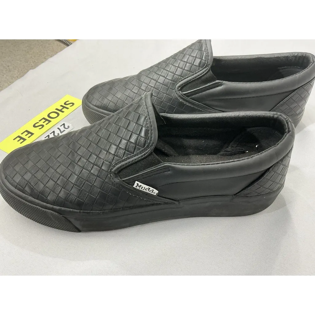 Womans Mudd Poppy 10 Black Slip On Flat Heel Sneakers - Image 3