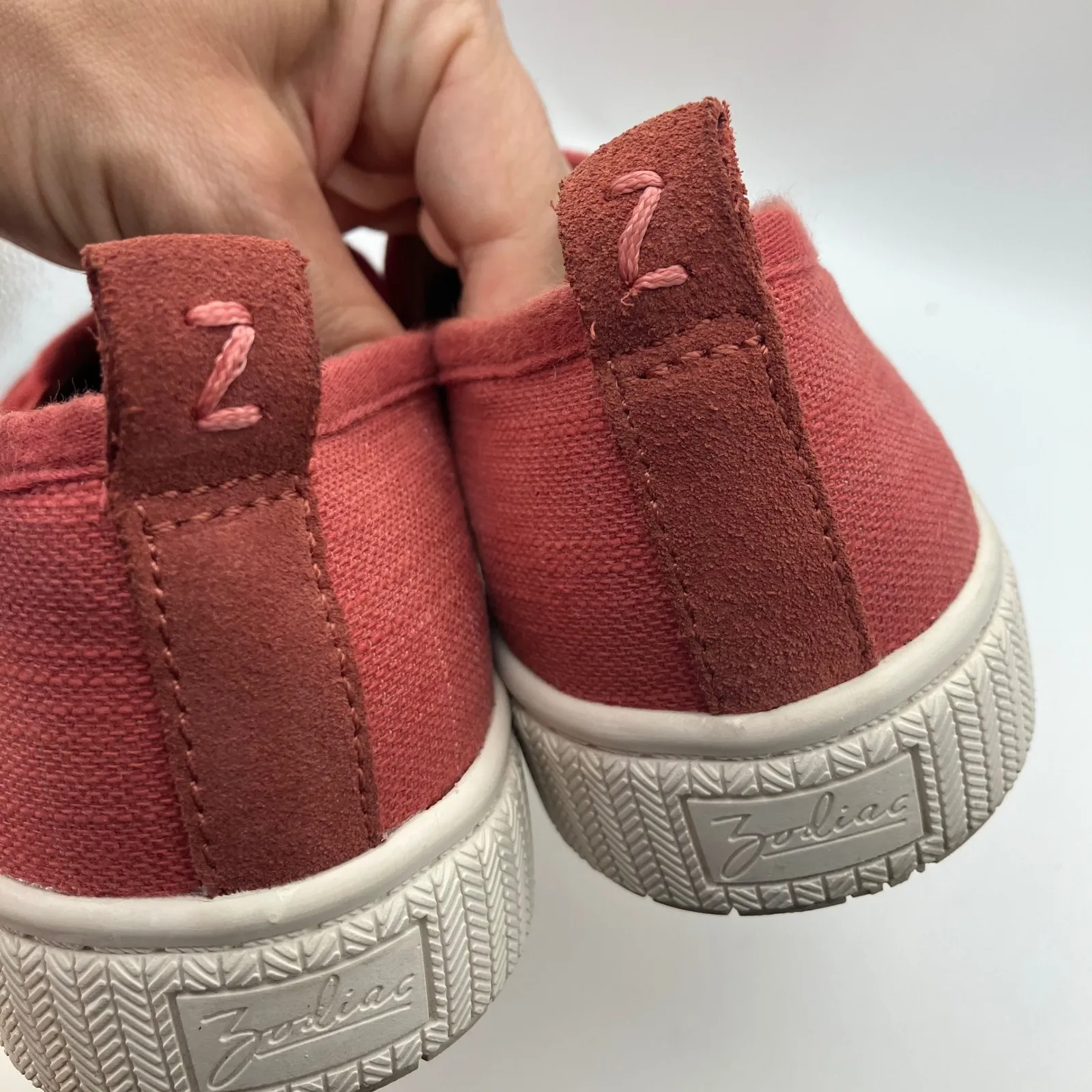 Zodiac Ciara‎ Red Canvas Slip On Sneakers Women's Size 6M Casual Shoes - Image 6