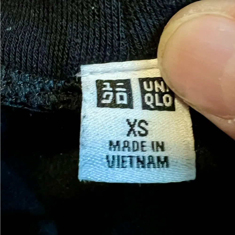 Uniqulo Women’s Black Long Sleeve Turtle Neck Top Size XS - Image 4