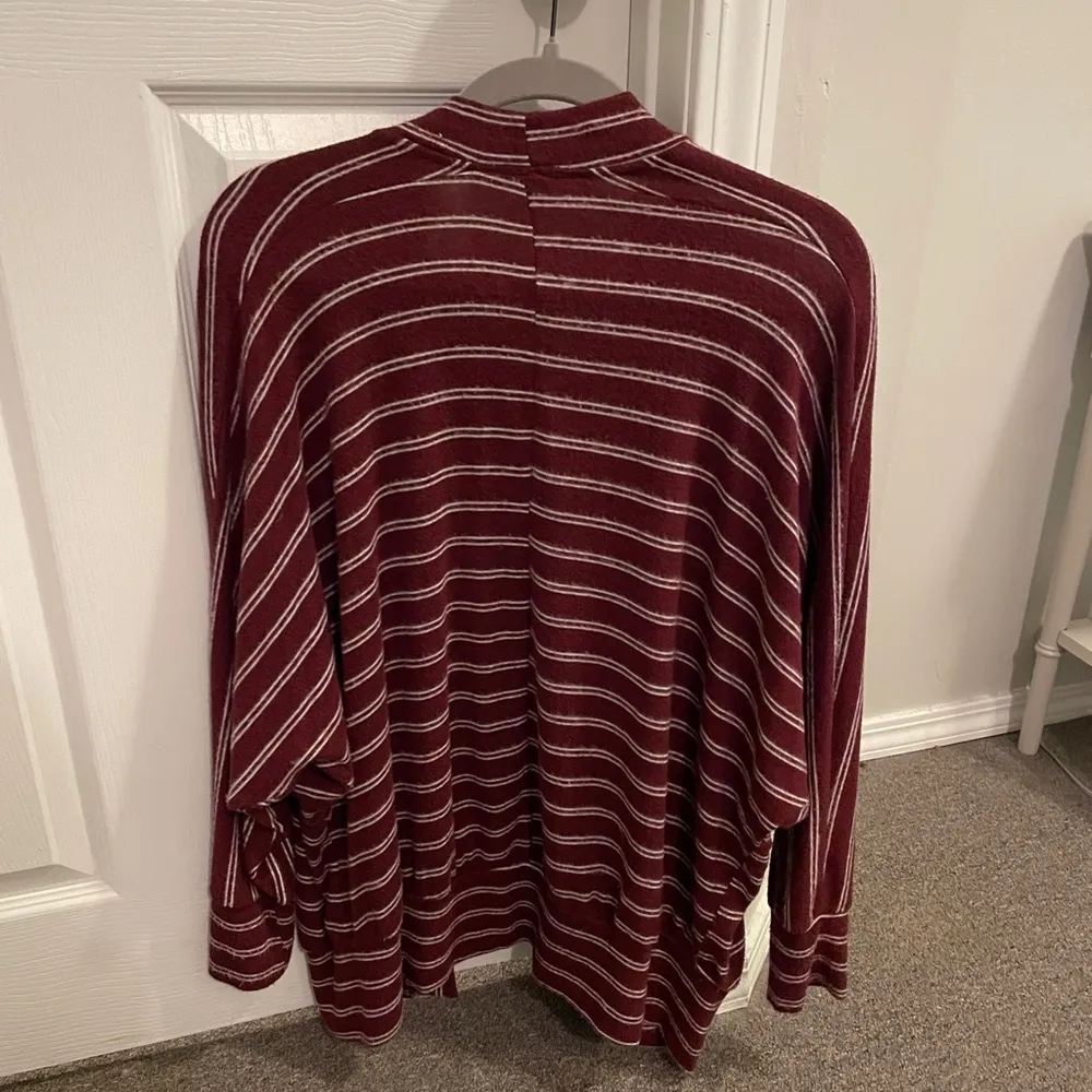 Lush Maroon Small Cardigan Red - Image 4