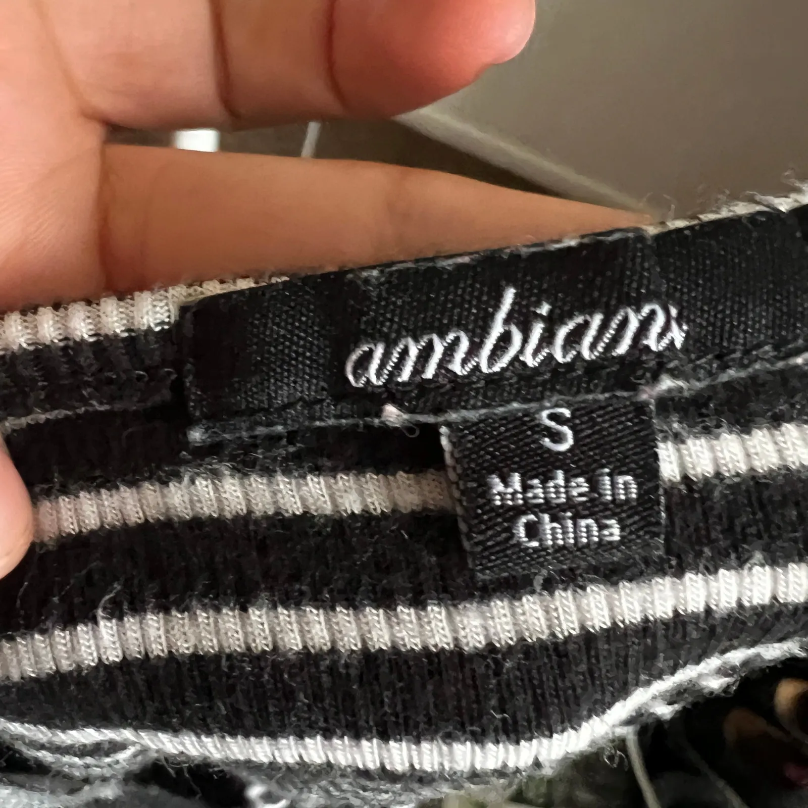 Black Striped Tank Top, Minimalist Soft Grunge Indie Sleaze‎ Y2K 2000s Small - Image 4