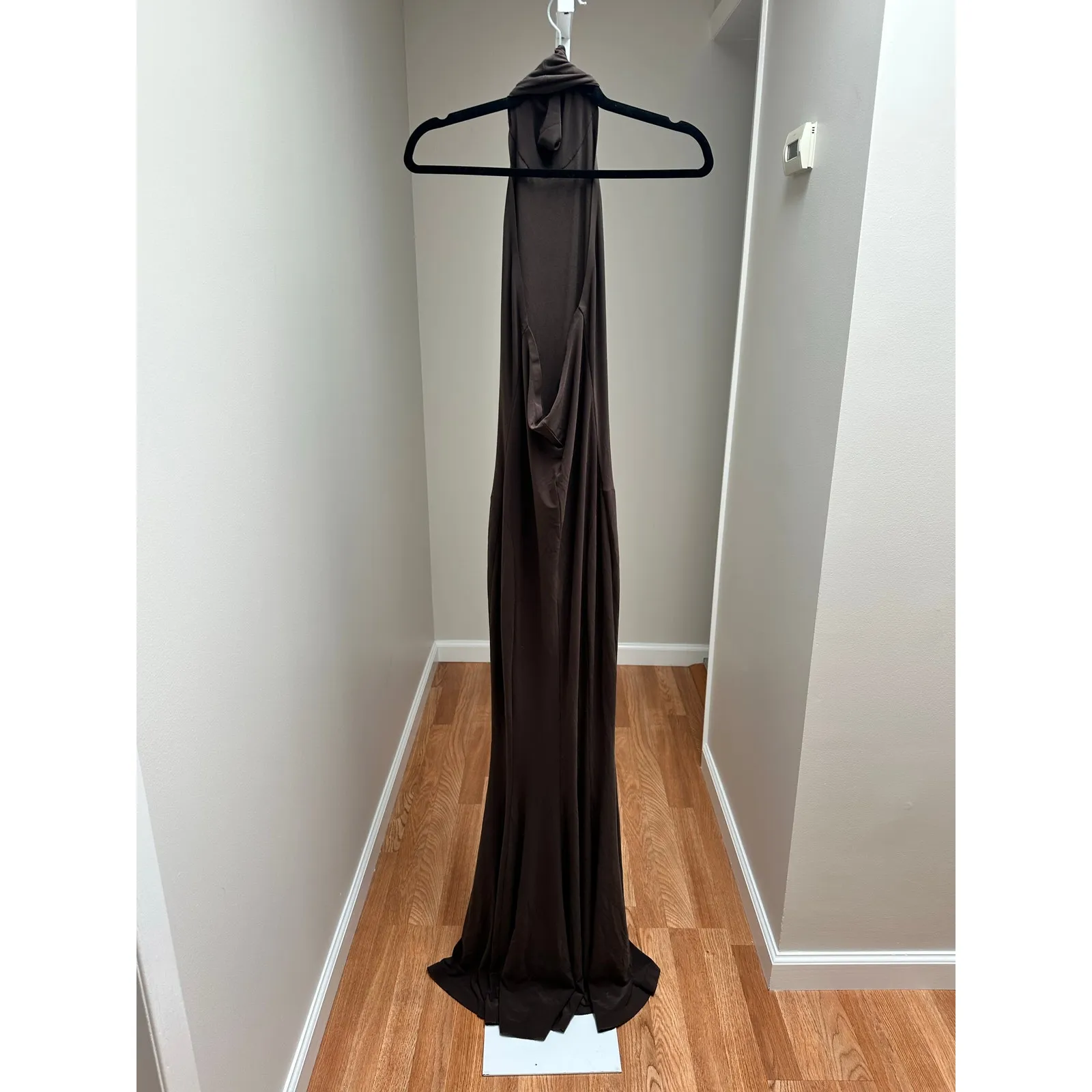 Norma Kamali Halter Turtle Fishtail Gown Chocolate Brown size Small - Image 8