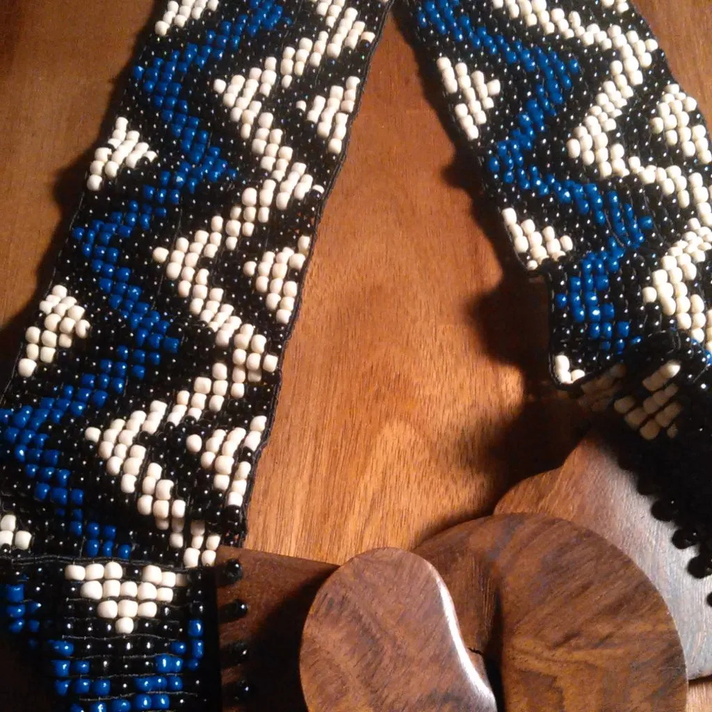 Southwestern Handcrafted Seed Beaded Belt With Wooden Buckle - Image 4