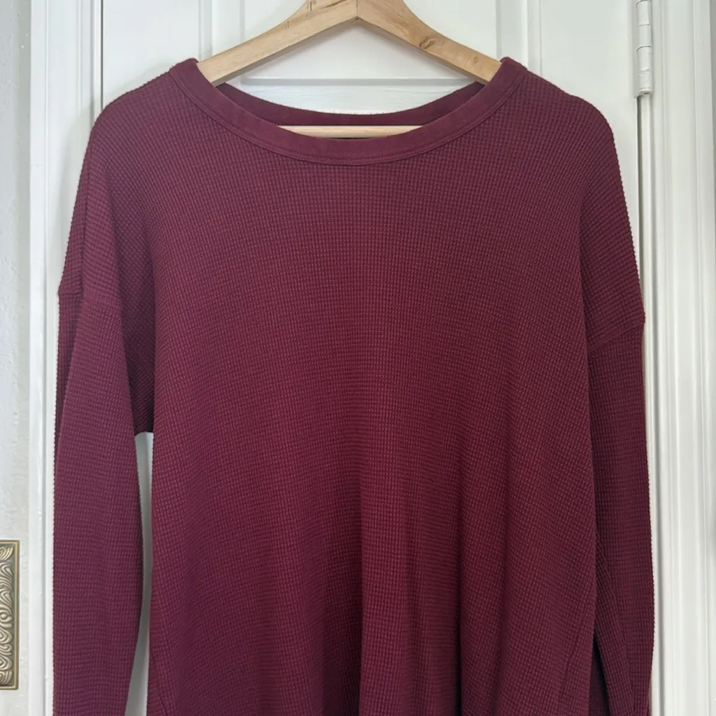 Faherty  waffle knit thermal long sleeve - Image 4