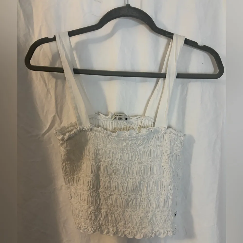 American Eagle Ruffle Tank Top Size Medium - Image 2