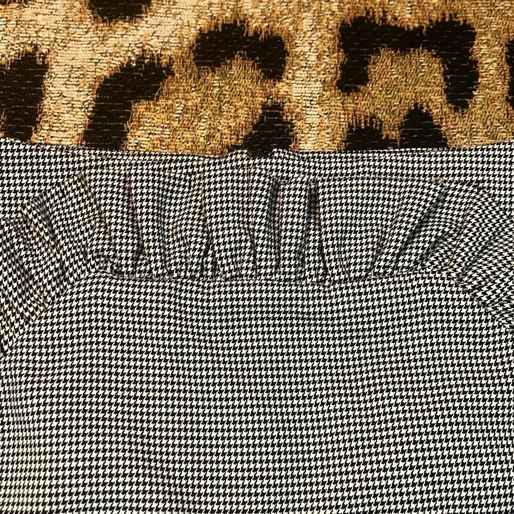 H&M  houndstooth ruffle mini skirt - Image 5