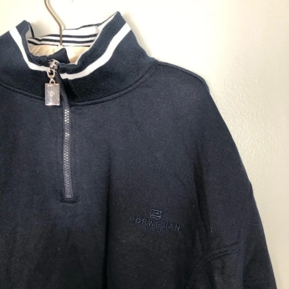 Norwegian cruiseline navy blue pullover sweatshirt Size XL - Image 2
