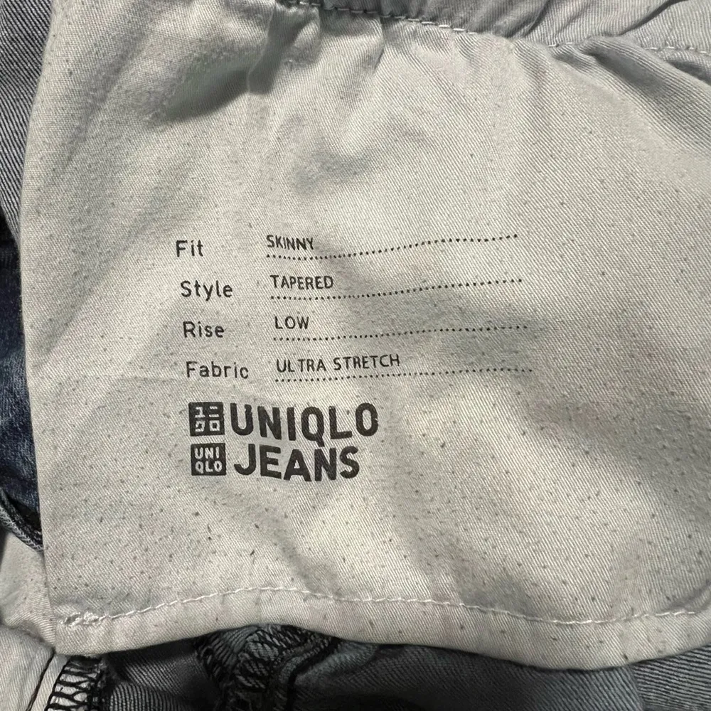 Uniqlo Light Blue Skinny Tapered Low Rise Ultra Stretch Denim Jeans - Image 6