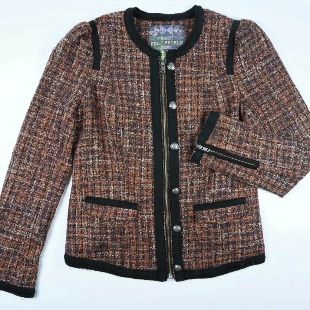 Free People "Coco" Vintage Tweed Wool Fitted Lined Moto Jacket Zipper Detail - Image 4