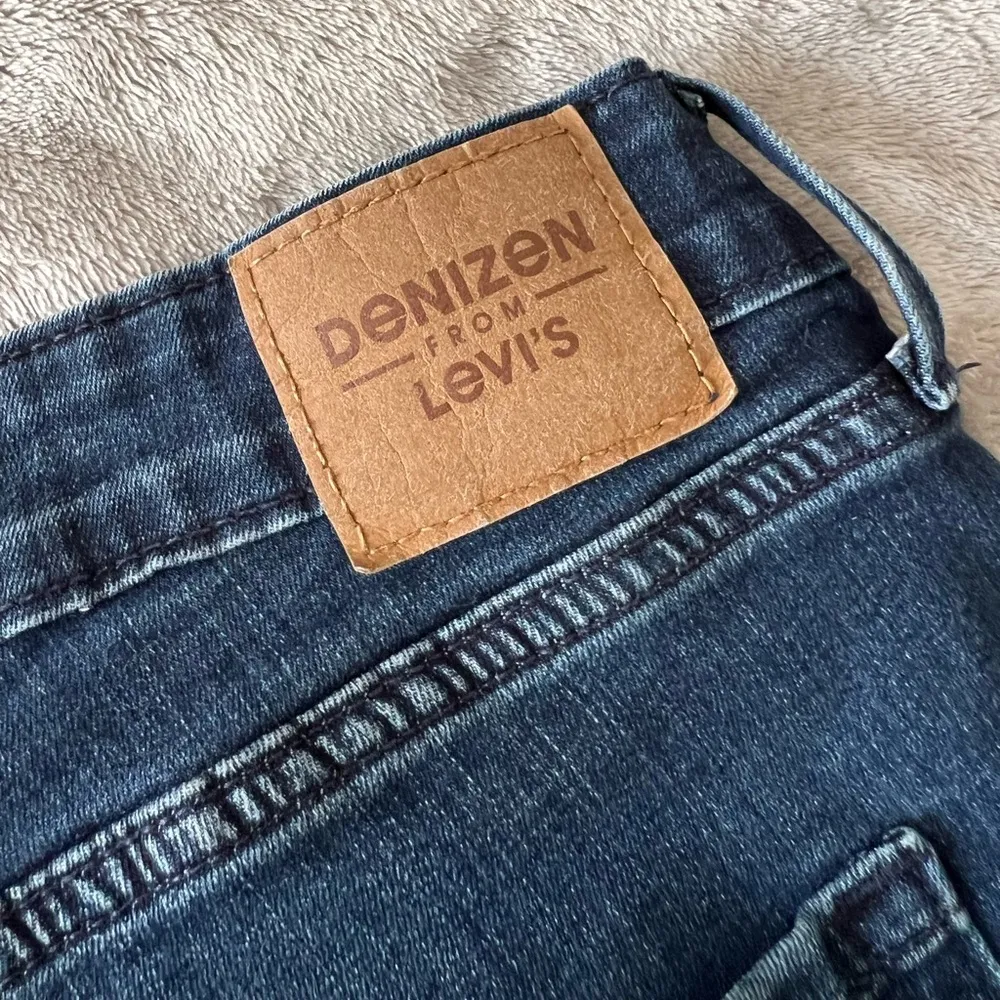 Denizen Dark Wash Skinny Jeans | Size 10 SHORT | 30W - Image 8