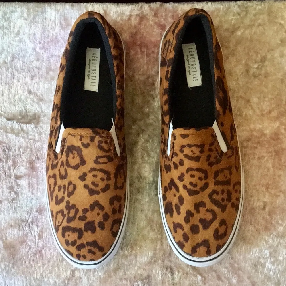 Aeropostale  Leopard Slip-On Sneakers EUC 10 - Image 5