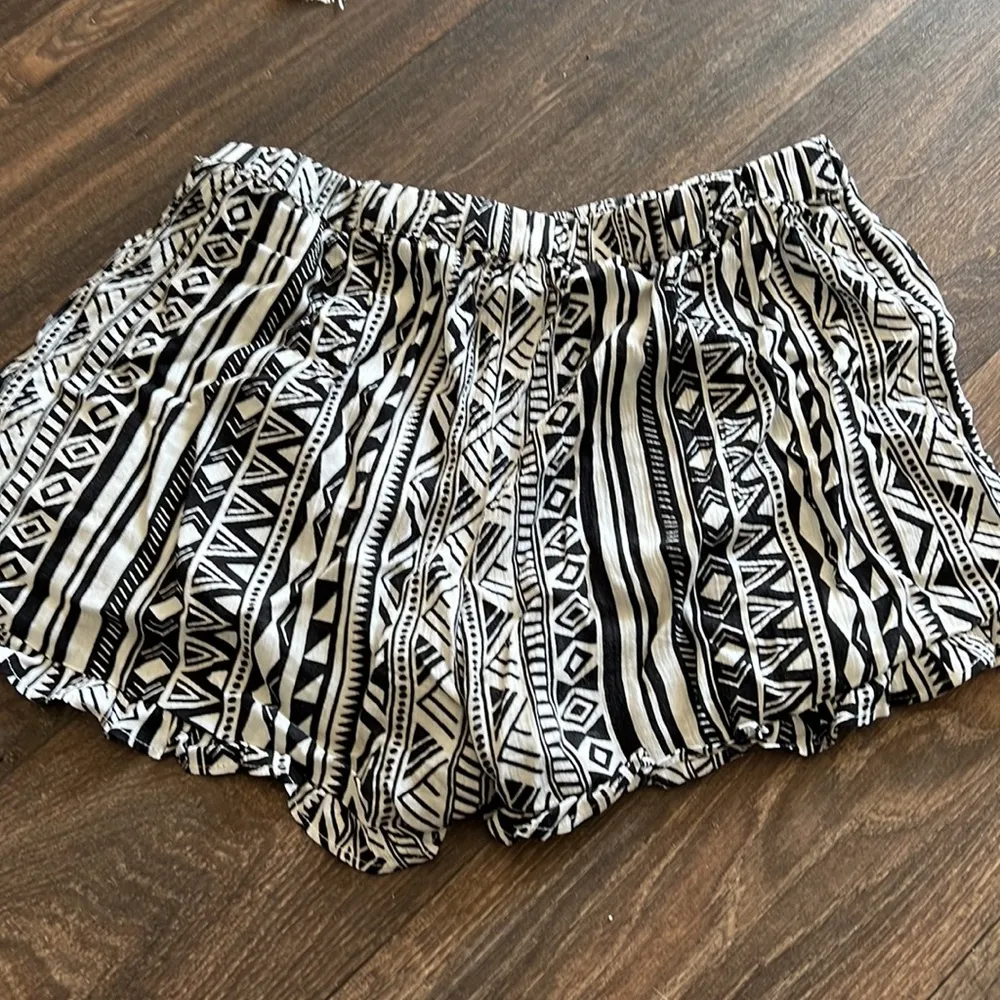 Salty Lemon Shorts - Image 2