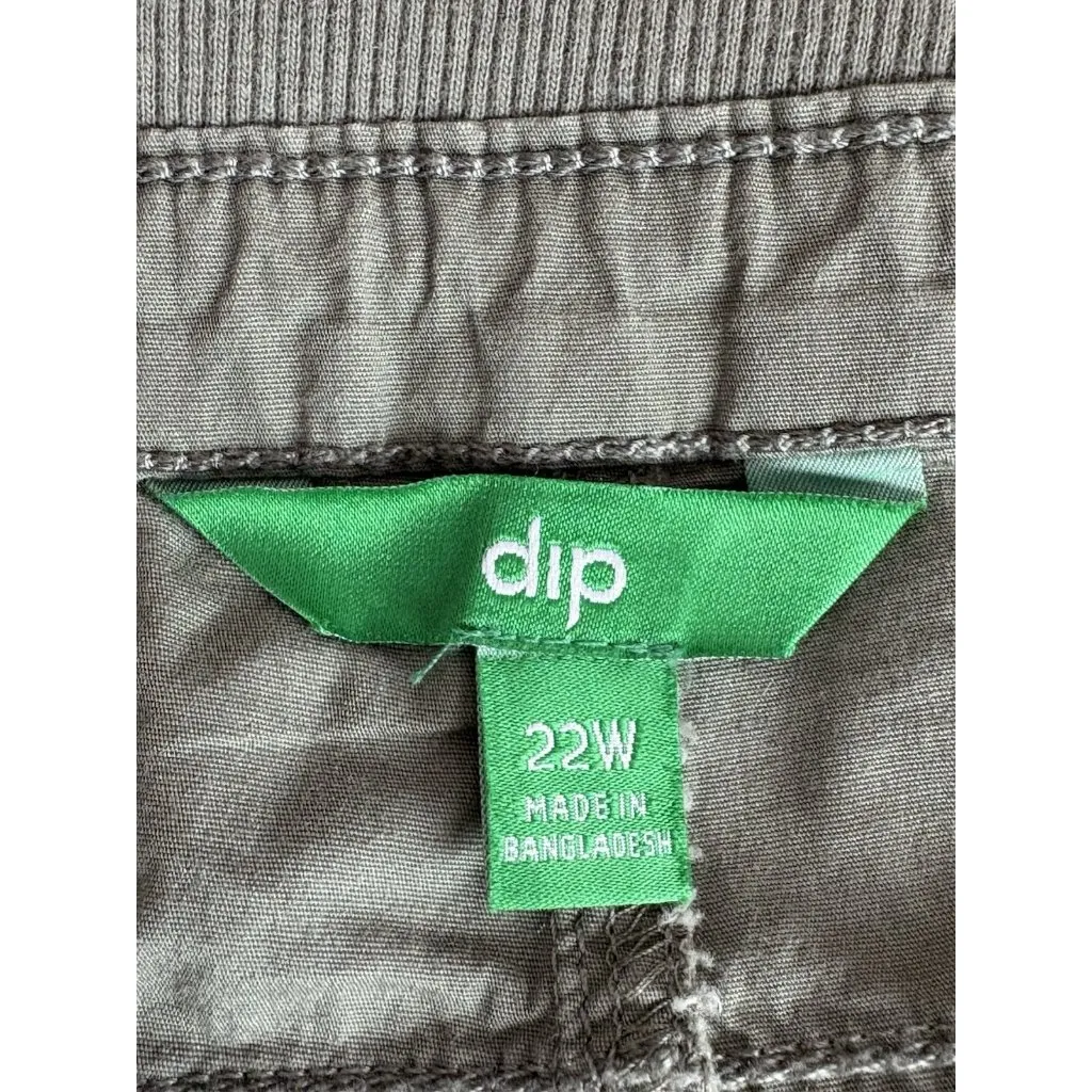 *New DIP Capri Pant Womens Plus 22 Green Soft Utility W/Extended Waist Cargo Size undefined - Image 3