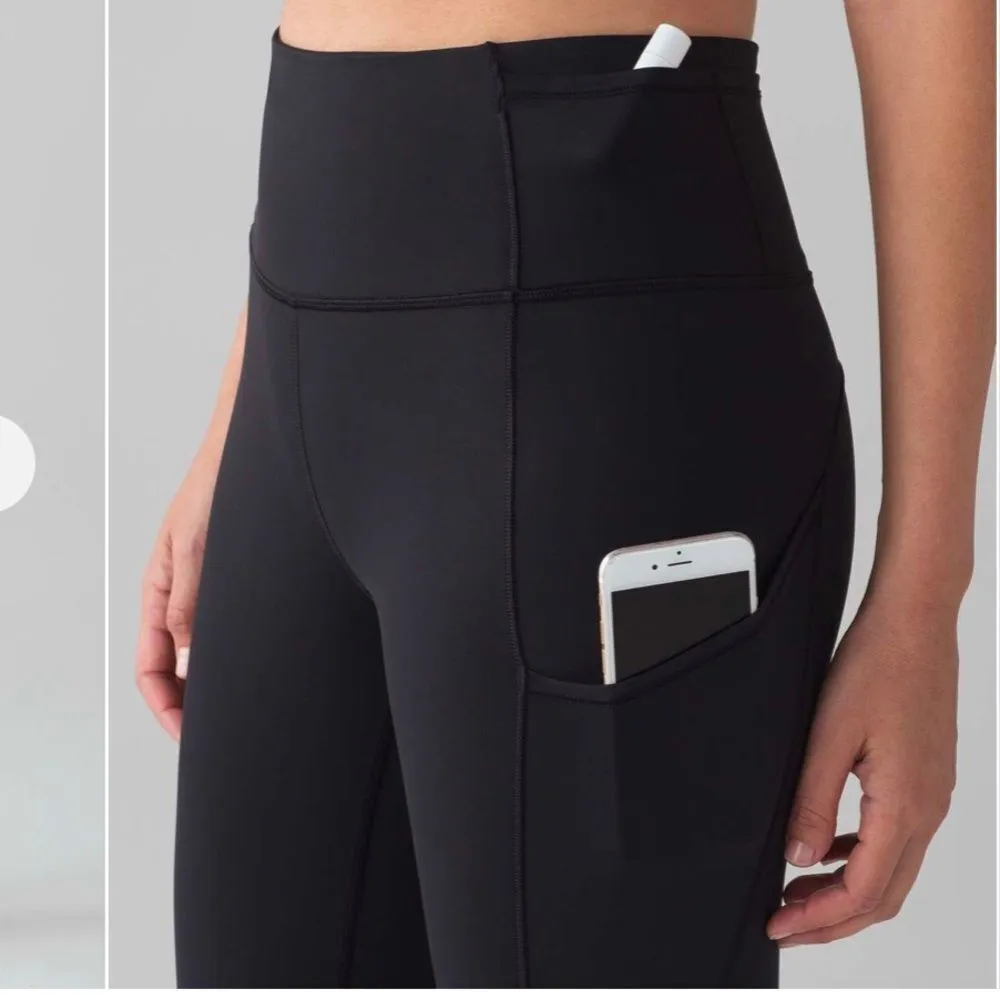 Lululemon Fast & Free Crop II *Nulux 19"
Black - Image 3