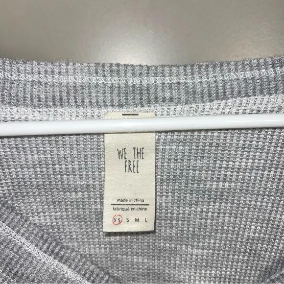 We the Free People Red embroidered Bubble‎ Sleeve Gray Shirt XS - Image 5