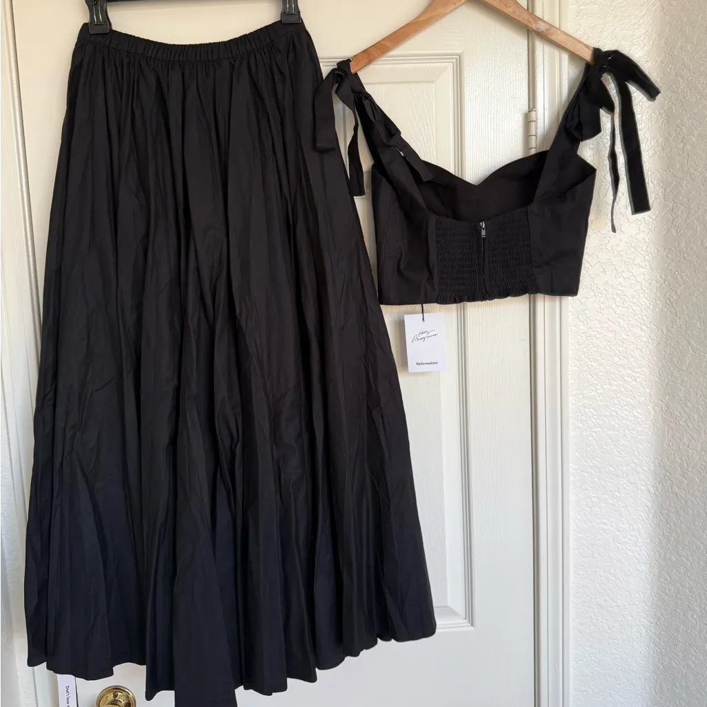 NWT Reformation Magnolia Two Piece Skirt Set Midi Skirt And Top Size 8 Black - Image 7