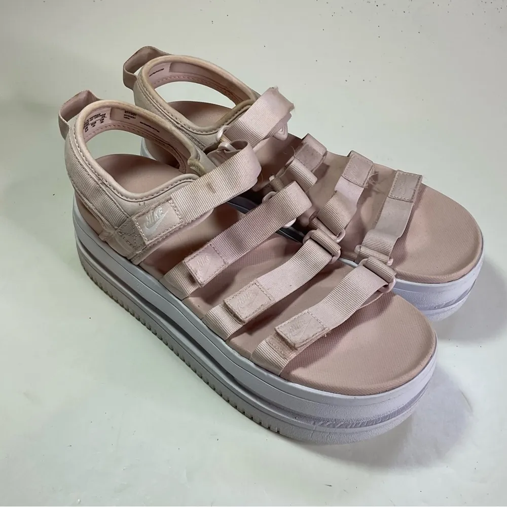 Nike Women’s Icon Classic Barely Rose Sandals Size 11 - Image 2