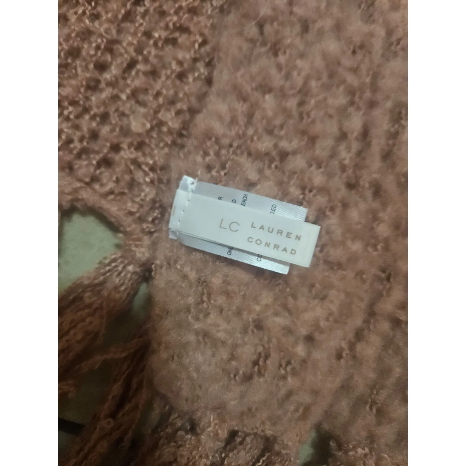 Lauren‎ Conrad LC Blush Pink Boucle Fringe Scarf Cozy Soft Womens Accessory - Image 3