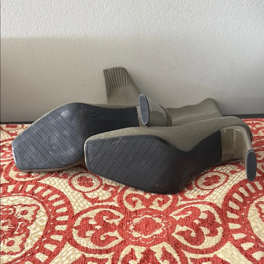 Elegant Tan Women's Sock Rectangle Toe Boots - Image 5