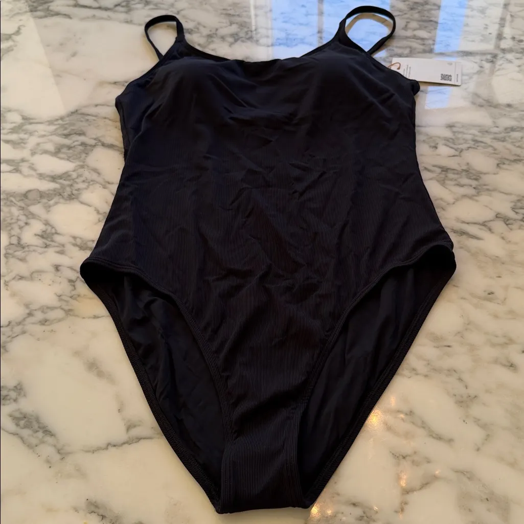 NWT Quince Italian Cami RIBBED One-Piece Swimsuit – Black, Size L - Image 5