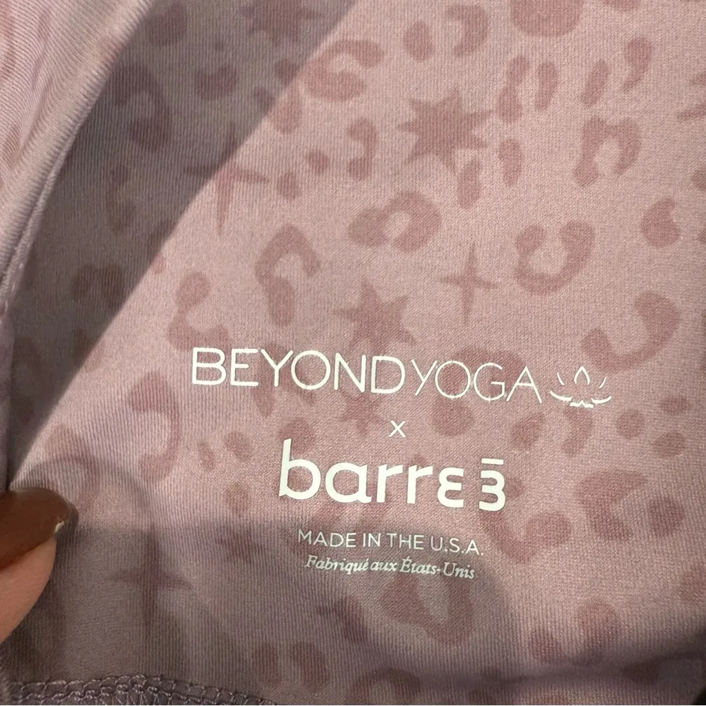 NWOT Beyond‎ Yoga x Barre3 Mauve Leopard Leggings Small Activeware Gym Stretch - Image 5