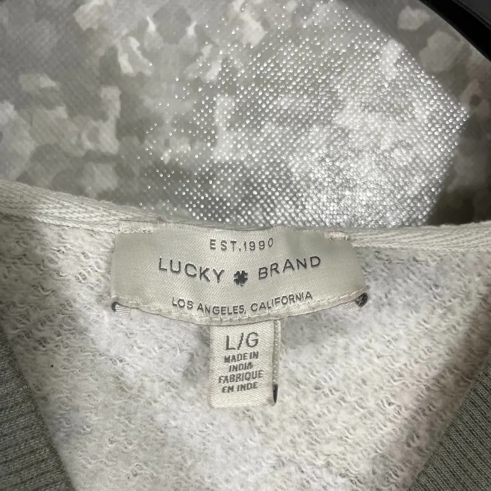 Lucky Brand Womens Camouflage Oversized Cropped Hoodie - Size Large - Streetwear - Image 4