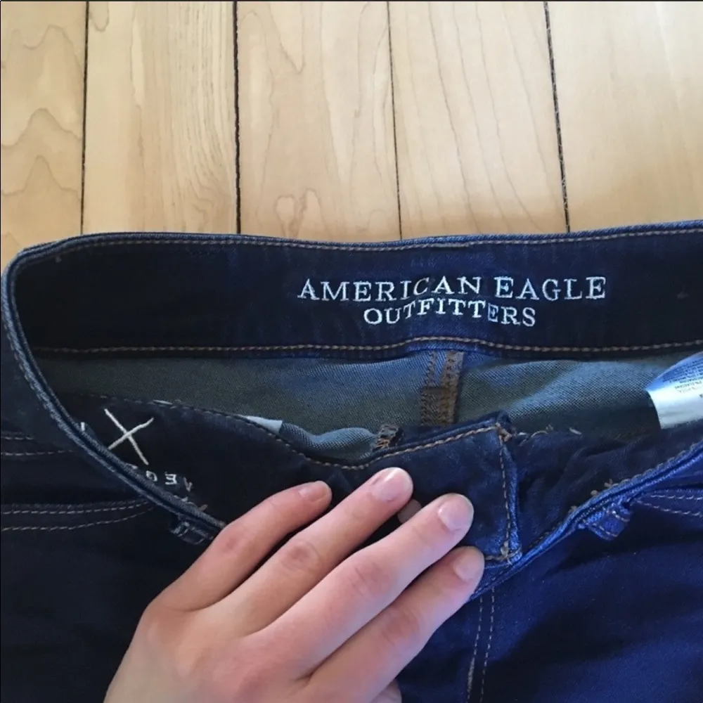 American Eagle Hi-Rise Denim Shorts Size Zero - Image 2