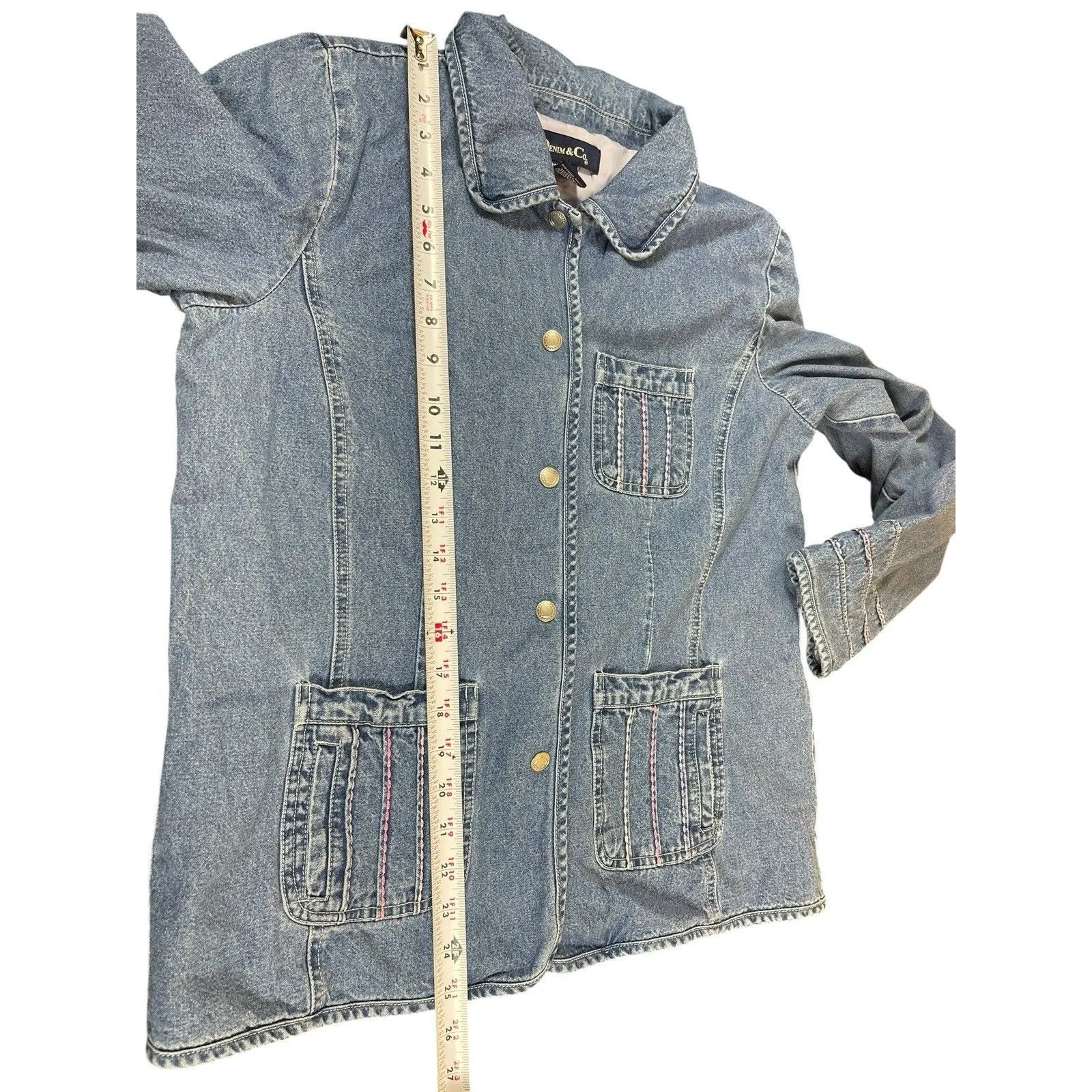 VTG Y2K Denim & Co M Blue Denim Jean Jacket Embroidered Pockets Snap Up Front - Image 6