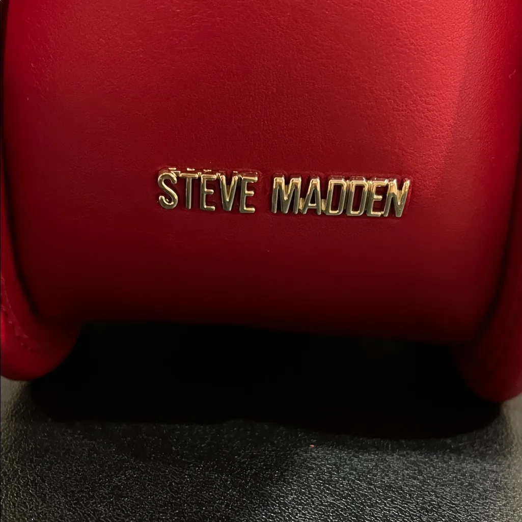 Steve Madden | “Chevy Red” Quilted Satchel w/ Crossbody and Bag Charms - Image 6