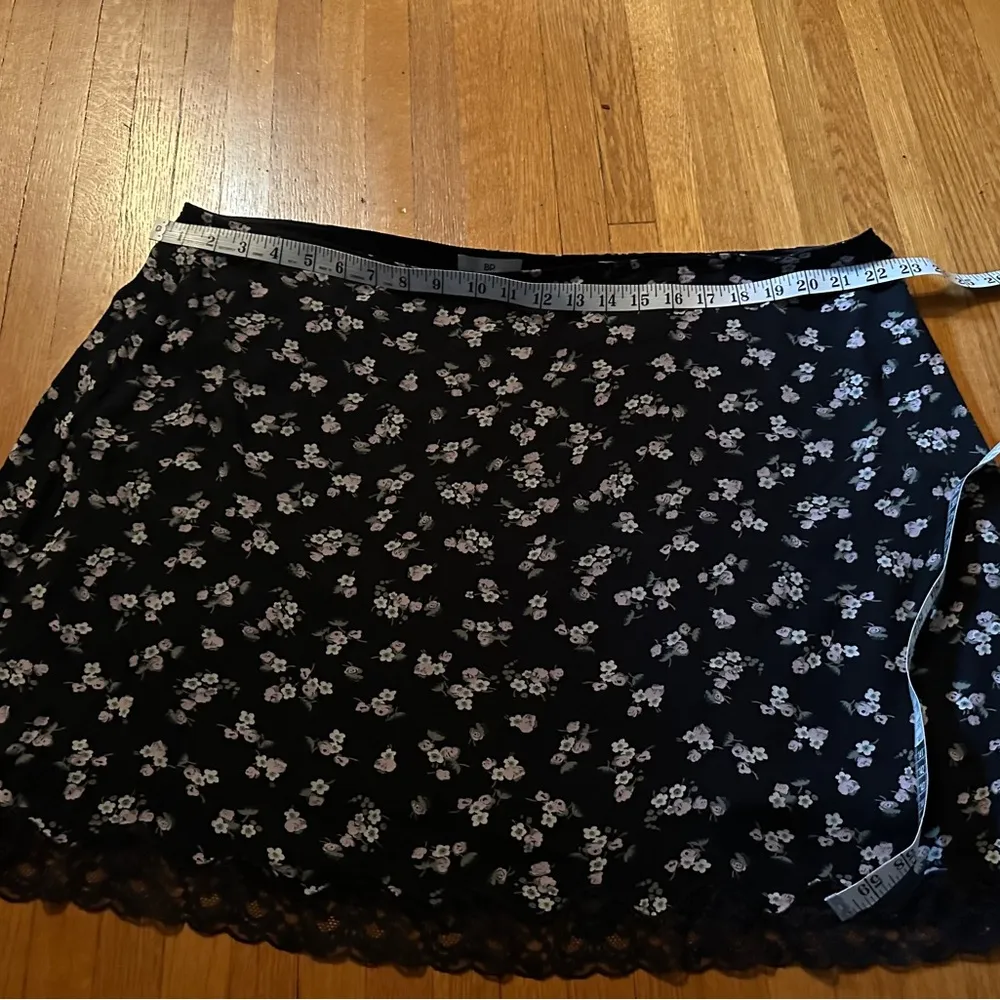 BP Black Floral Mini Skirt, Size 3X, NWT - Image 3
