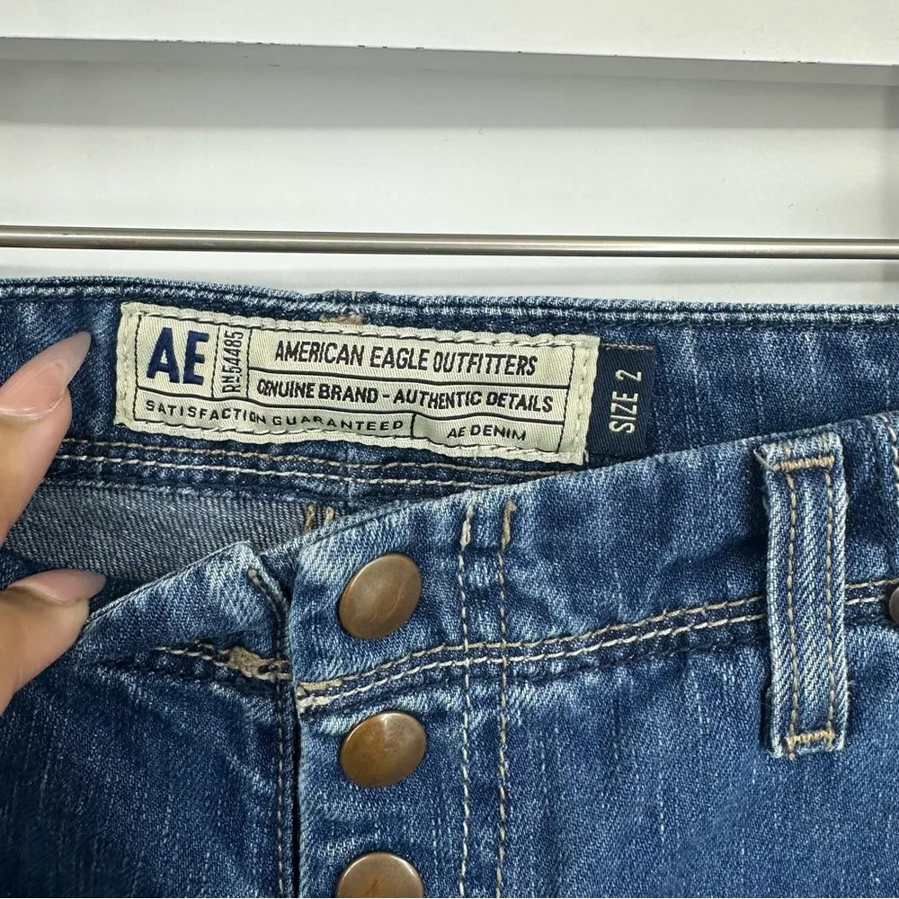 American Eagle Outfitters Button Snap Denim Shorts Size 2 Boho Rodeo Festivals - Image 4