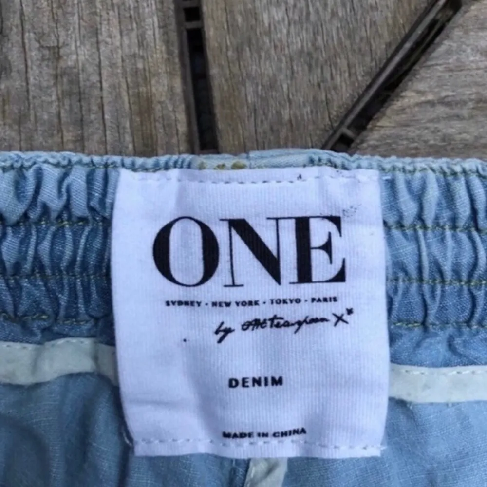 One Teaspoon Super Trackie Short Size XS - Image 2