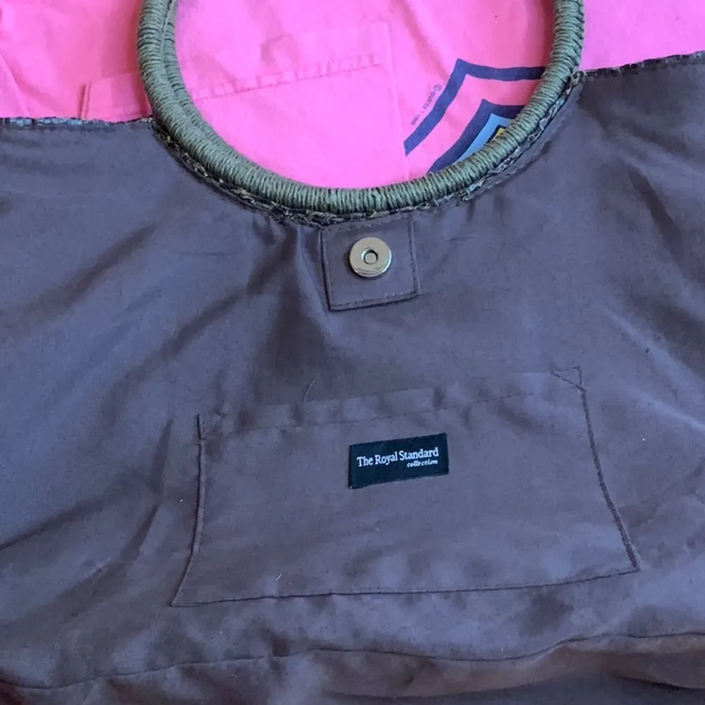 The Royal Collection bag - Image 7