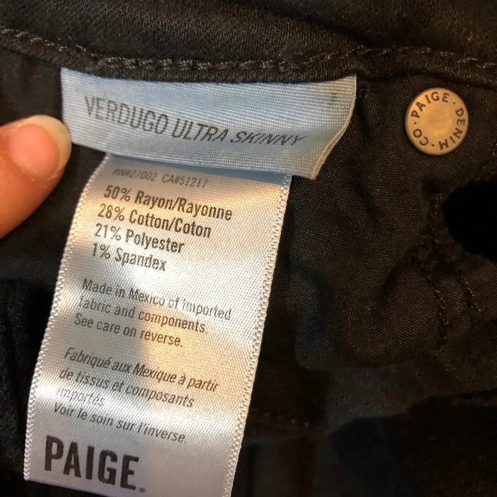 PAIGE Sz 26 Black Verdugo Ultra Skinny Knit Jeans - Image 8